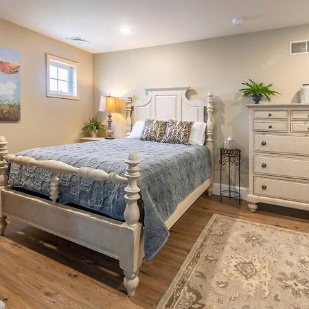 The Queen Place - Updated-Private Backyard Gordonville Екстериор снимка