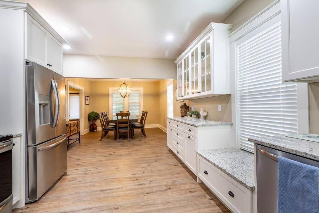 The Queen Place - Updated-Private Backyard Gordonville Екстериор снимка